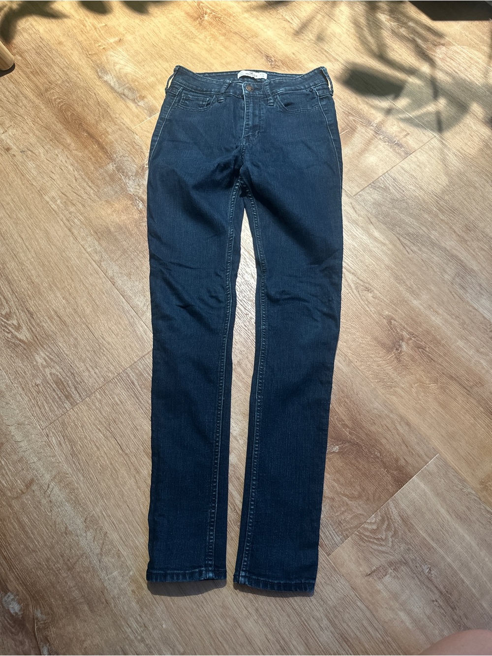 Hollister Co women’s/ juniors skinny Dark Blue Jeans